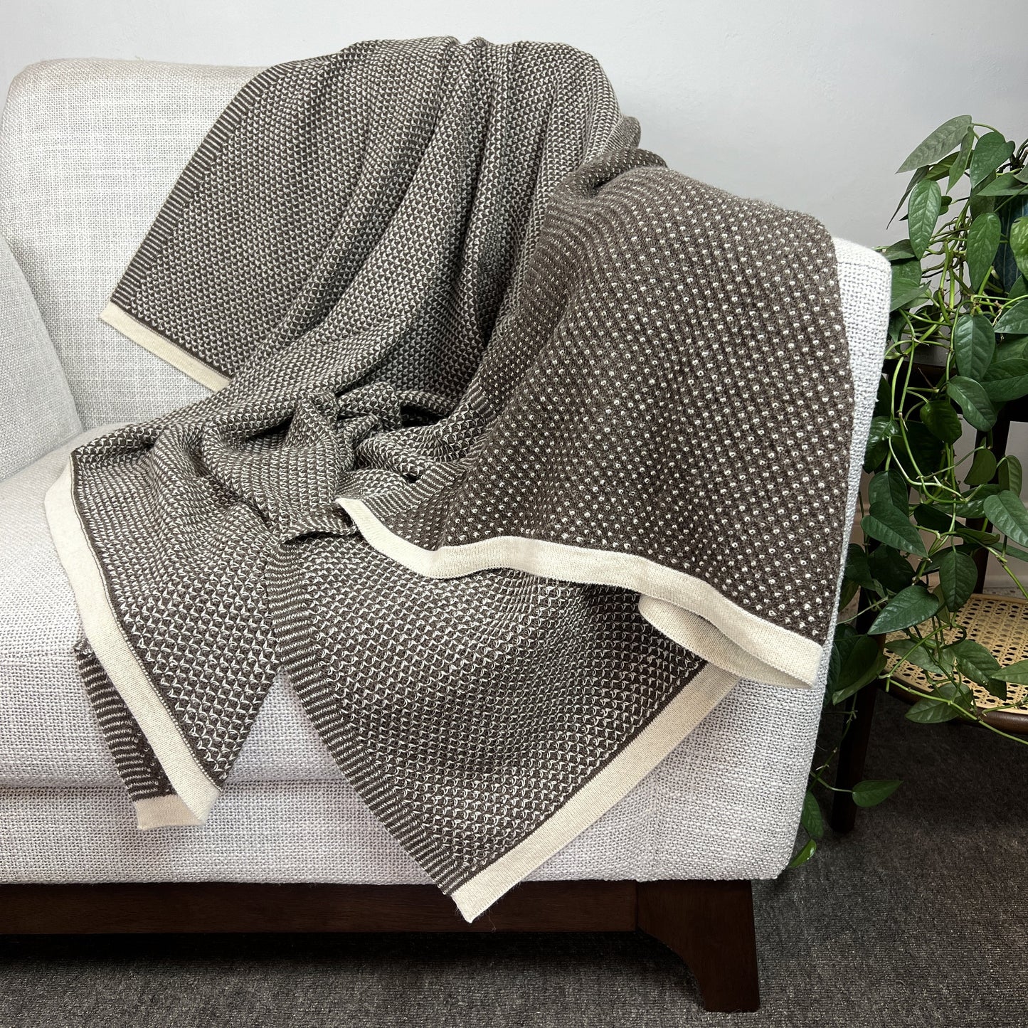 Reversible Baby Alpaca Throw – Handwoven in Peru