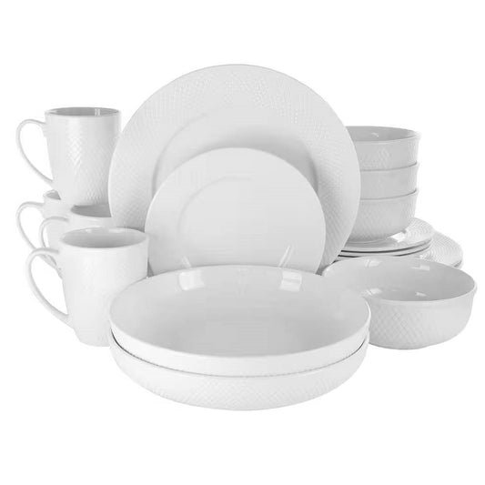 18-Piece White Porcelain Dinnerware Set – Plates, Bowls, and Mugs (Service for 4)
